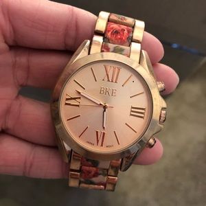 BKE rose gold watch